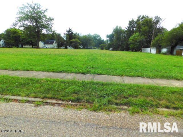 500 Block W Warmouth St., Salem, IL 62881