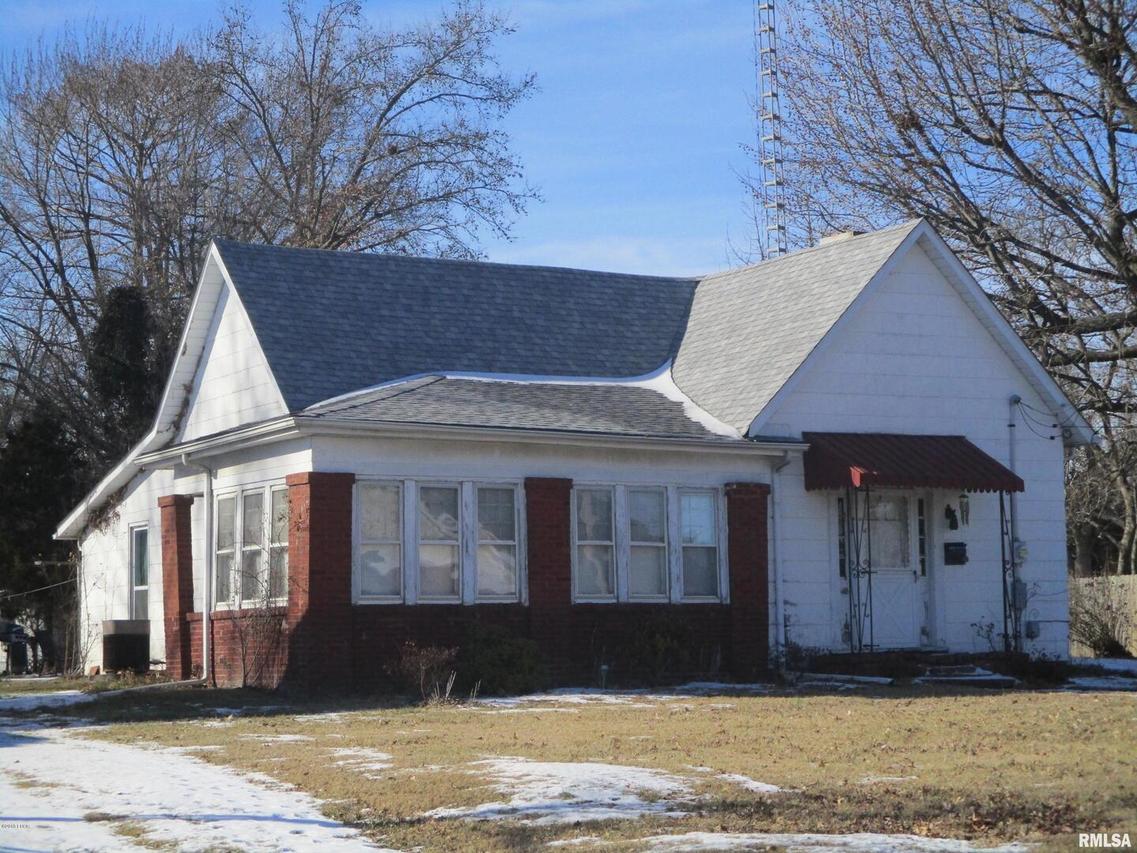 507 S Main St., Benton, IL 62812