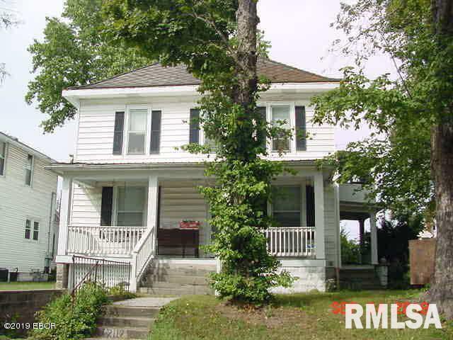 2112 Division St., Murphysboro, IL 62966