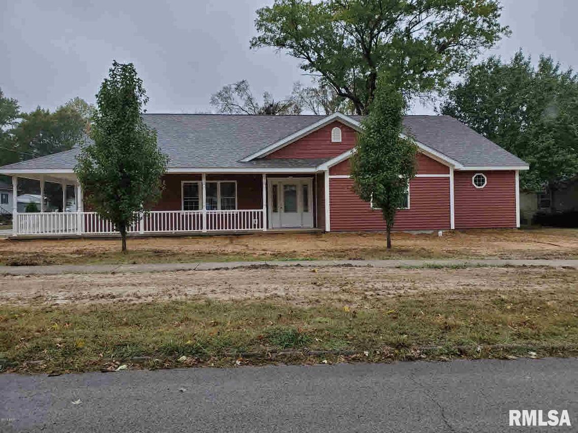 625 S Mckinley St., Harrisburg, IL 62946