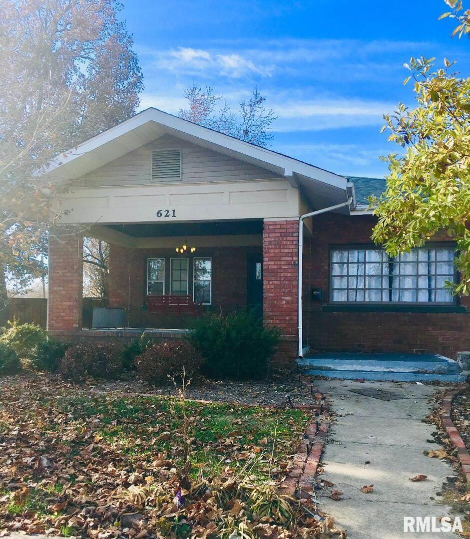 621 S 14th St., Herrin, IL 62948