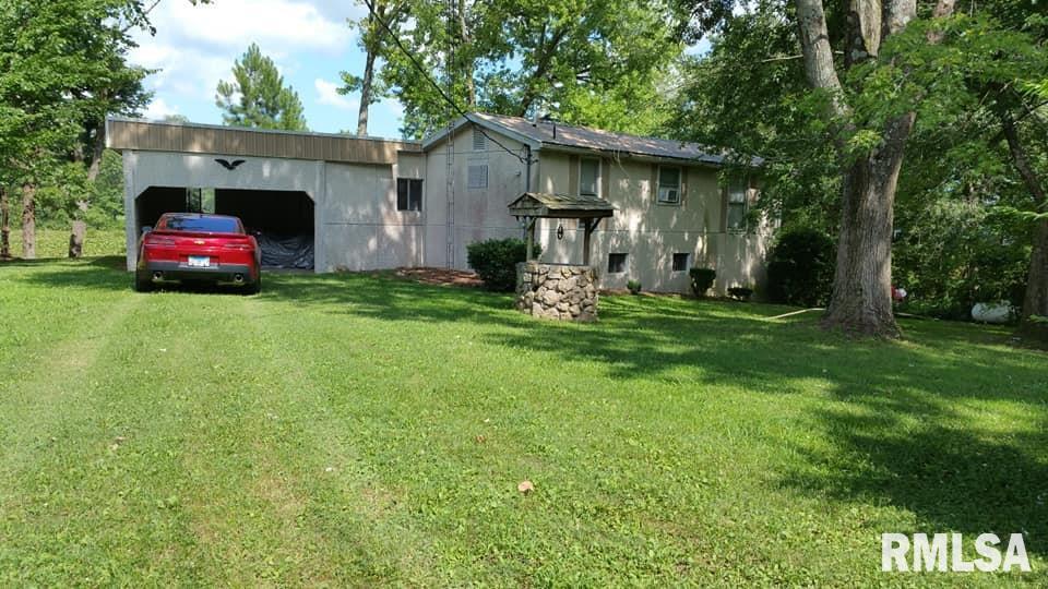 3676 Kendale Acres, Tamaroa, IL 62888