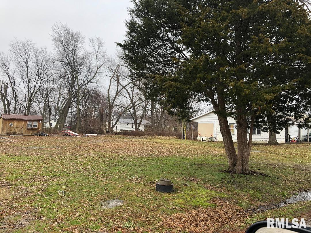 1205 N Gary St., Centralia, IL 62801