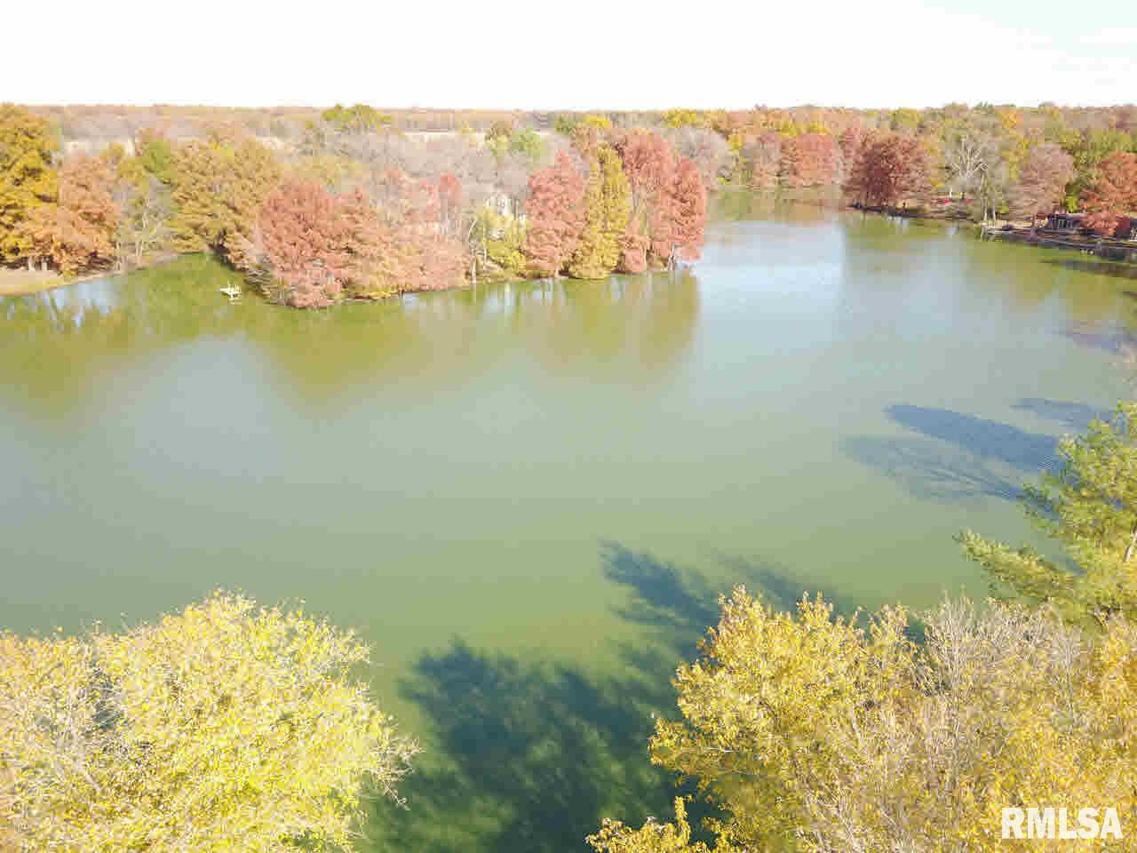 547 Community Beach Rd., Centralia, IL 62801