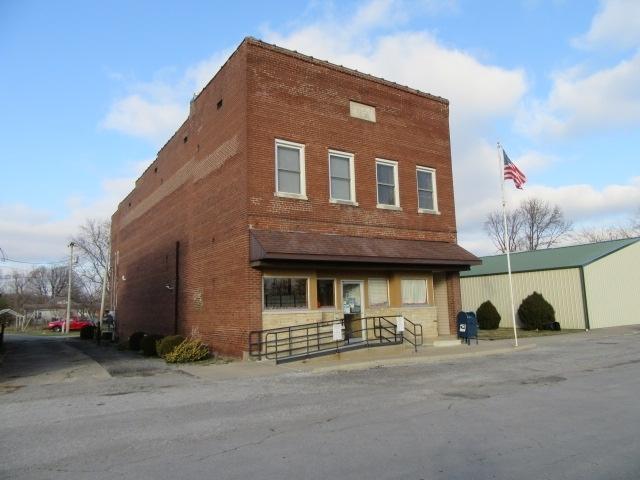 606 N Main St., Woodlawn, IL 62898