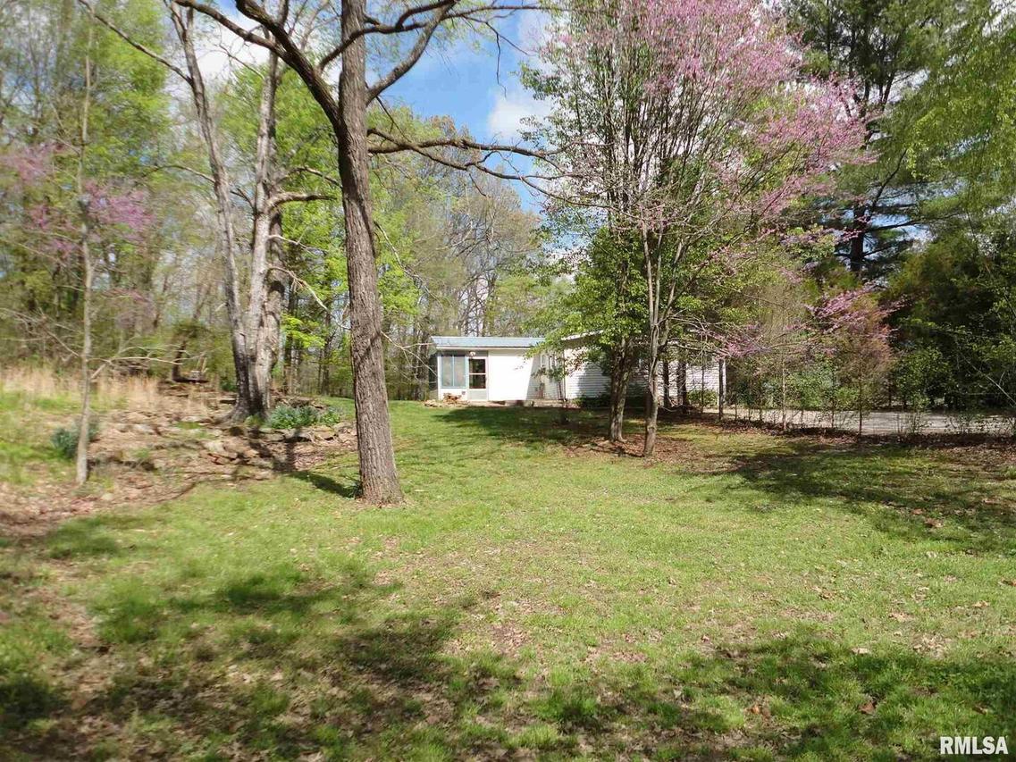 61 Iron Furnace Rd., Elizabethtown, IL 62931