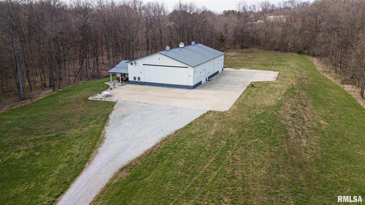 4763 N State Route 127 Hwy., Cobden, IL 62920