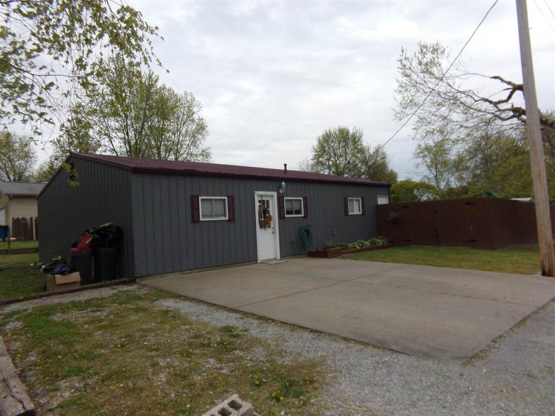 706 S Odle St., West Frankfort, IL 62896