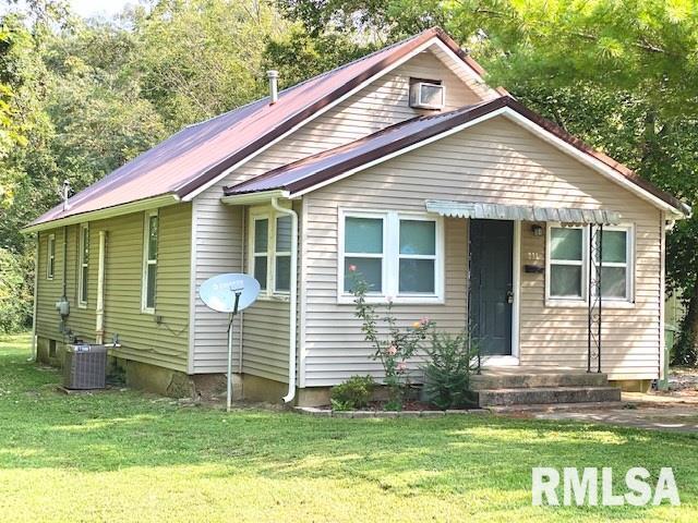 231 George St., Anna, IL 62906