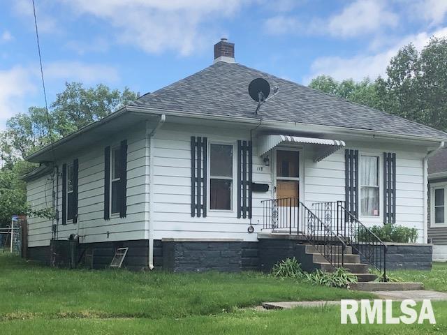 118 S Peach St., Duquoin, IL 62832