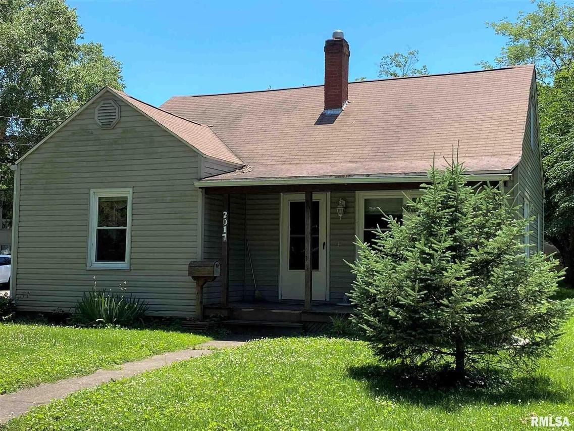 2017 Edith St., Murphysboro, IL 62966