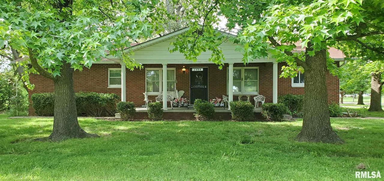 2408 Poplar St., Harrisburg, IL 62946