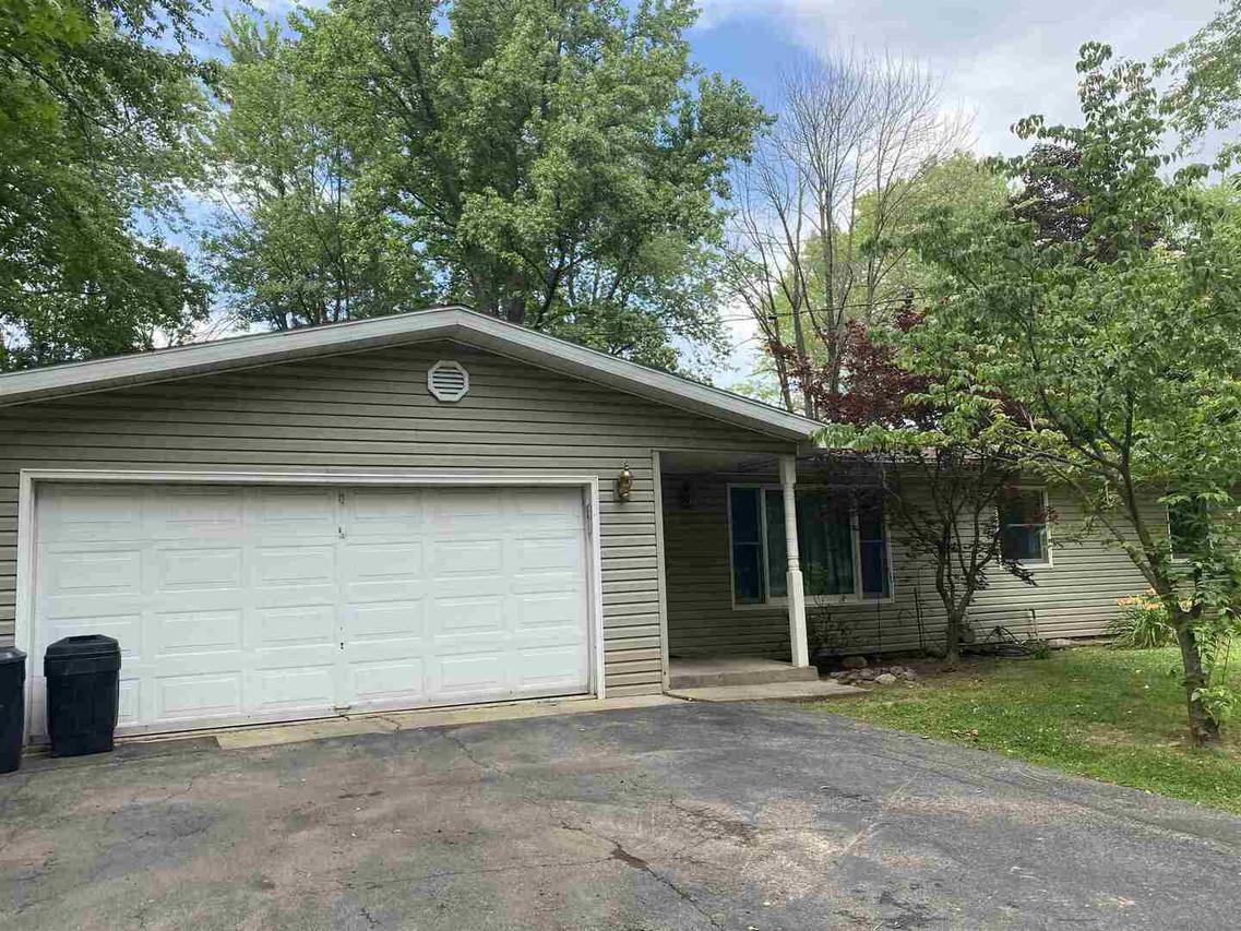 1600 Hawthorn, Salem, IL 62881