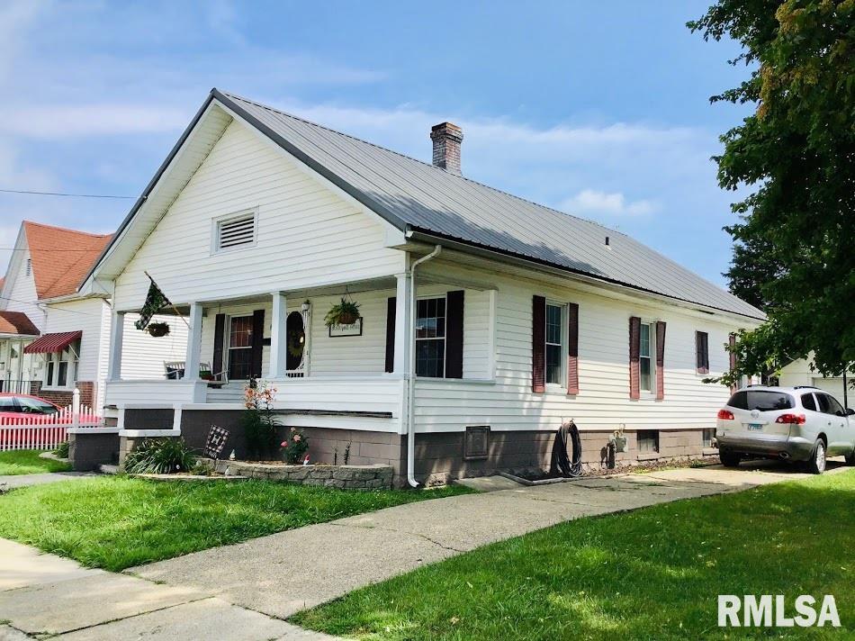 932 Veterans Dr., Eldorado, IL 62930