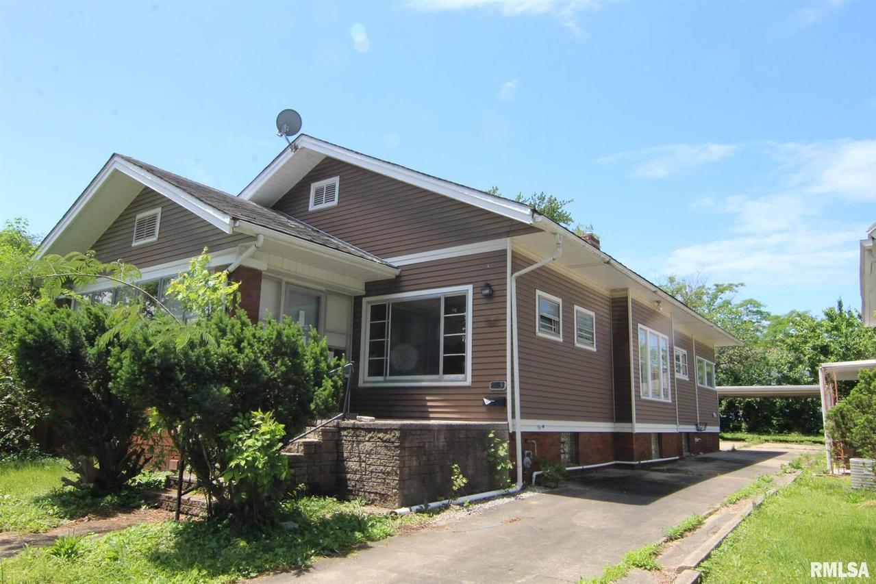 603 S Emma St., Christopher, IL 62822