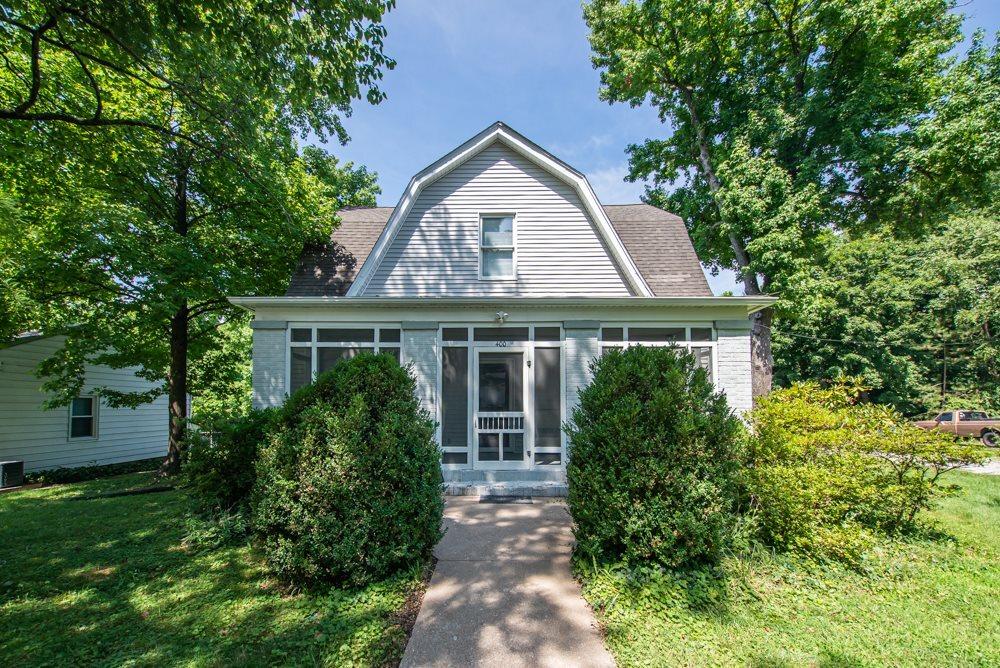 400 S Oakland St., Carbondale, IL 62901