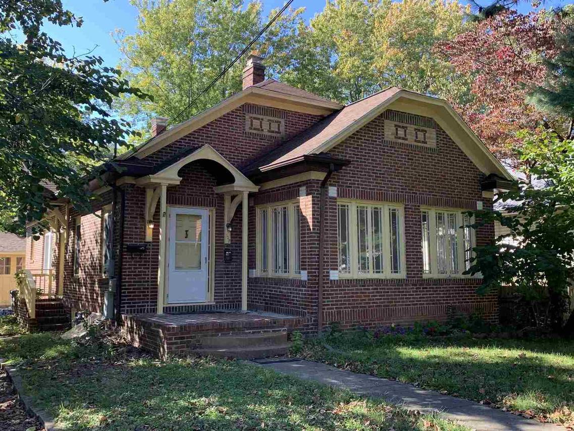 102 N Springer St., Carbondale, IL 62901