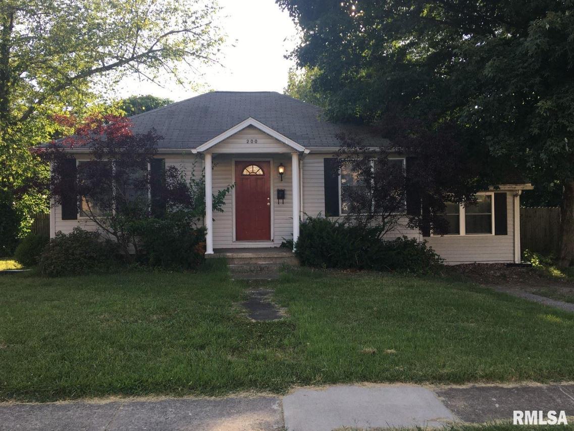 200 N Oakland St., Carbondale, IL 62901