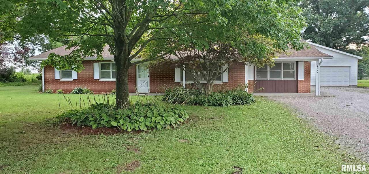 450 College Rd., Eldorado, IL 62930