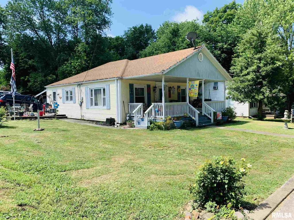 212 E Heacock St., Jonesboro, IL 62952