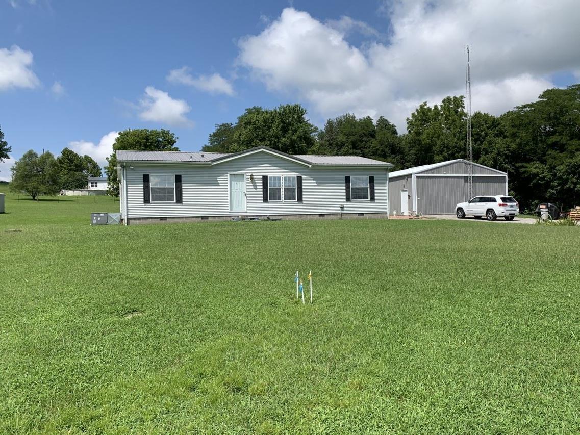 150 Tulip Ln., Vienna, IL