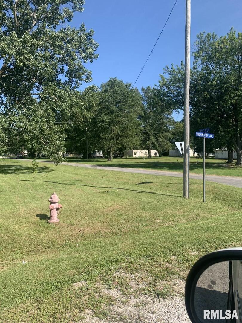 1221 Adams Ave., Sandoval, IL 62882