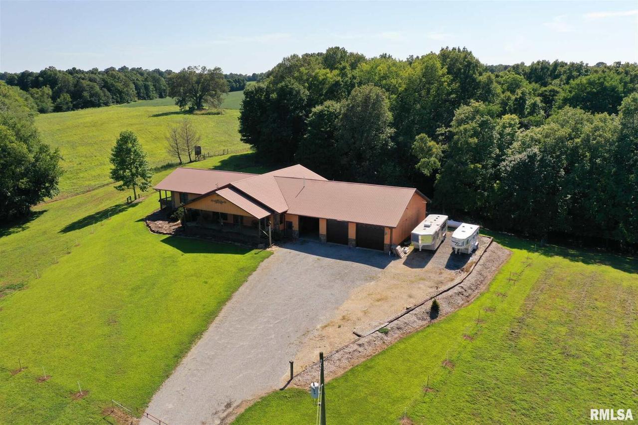 355 Penrod Ln., Dongola, IL 62926