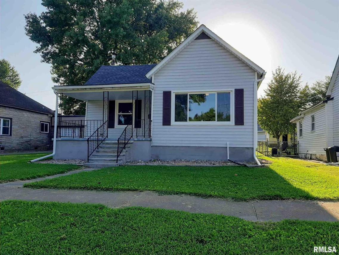 209 N 20th St., Herrin, IL 62948