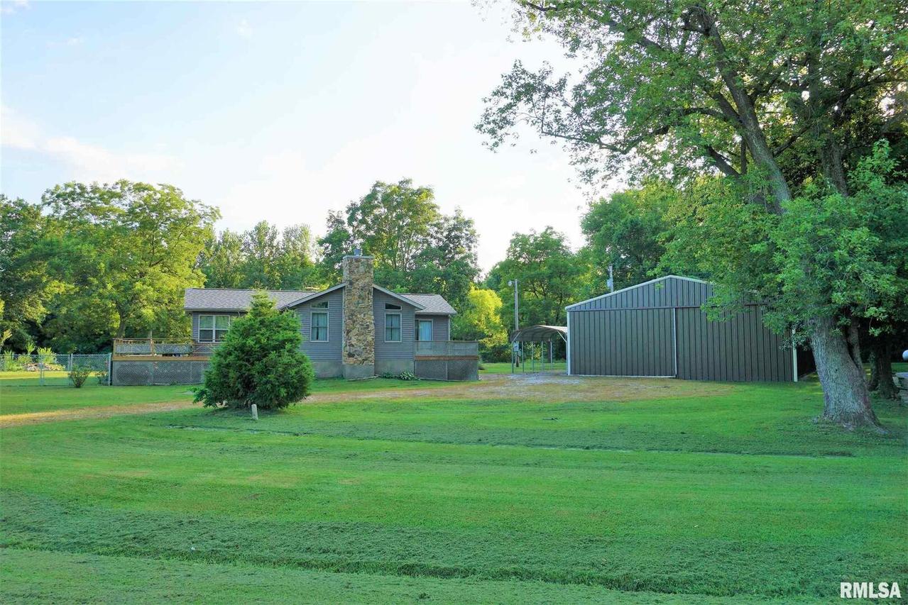 18845 Boulder Rd., Boulder, IL 62231