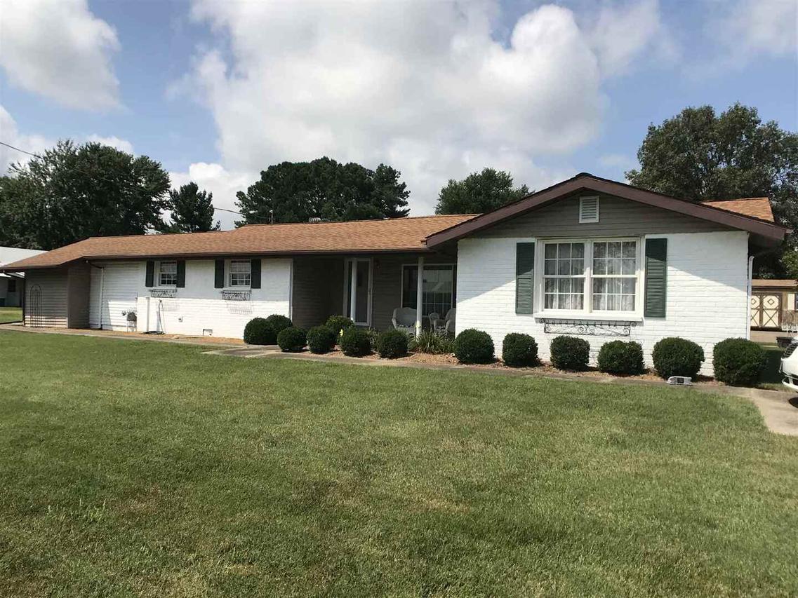 3325 Raleigh Rd., Eldorado, IL 62930