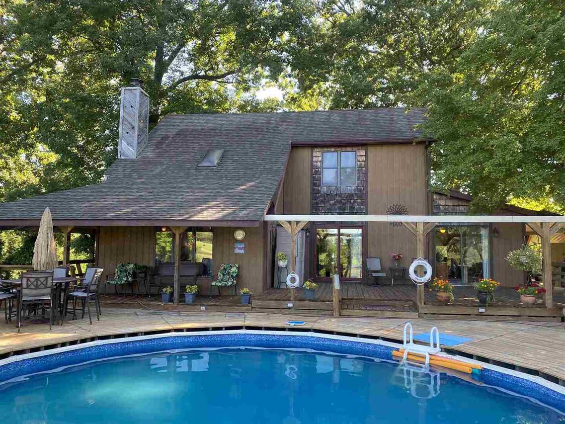 5064 Country Club, Murphysboro, IL 62966