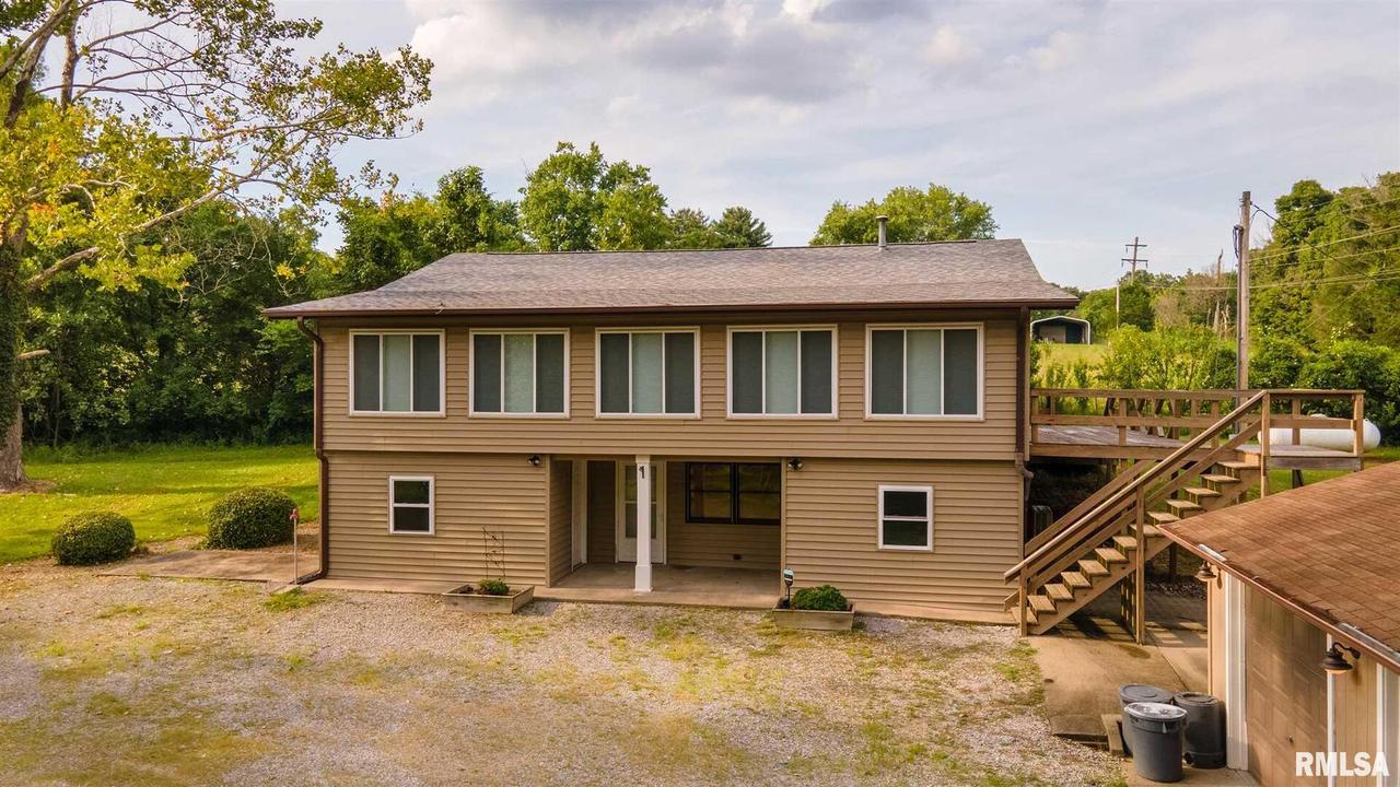 4532 Springer Ridge Rd., Carbondale, IL 62902