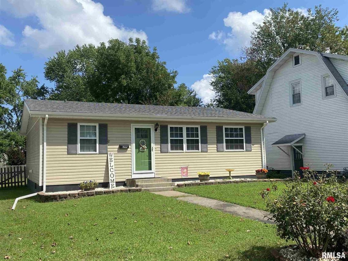 1822 Elm St., Murphysboro, IL 62966