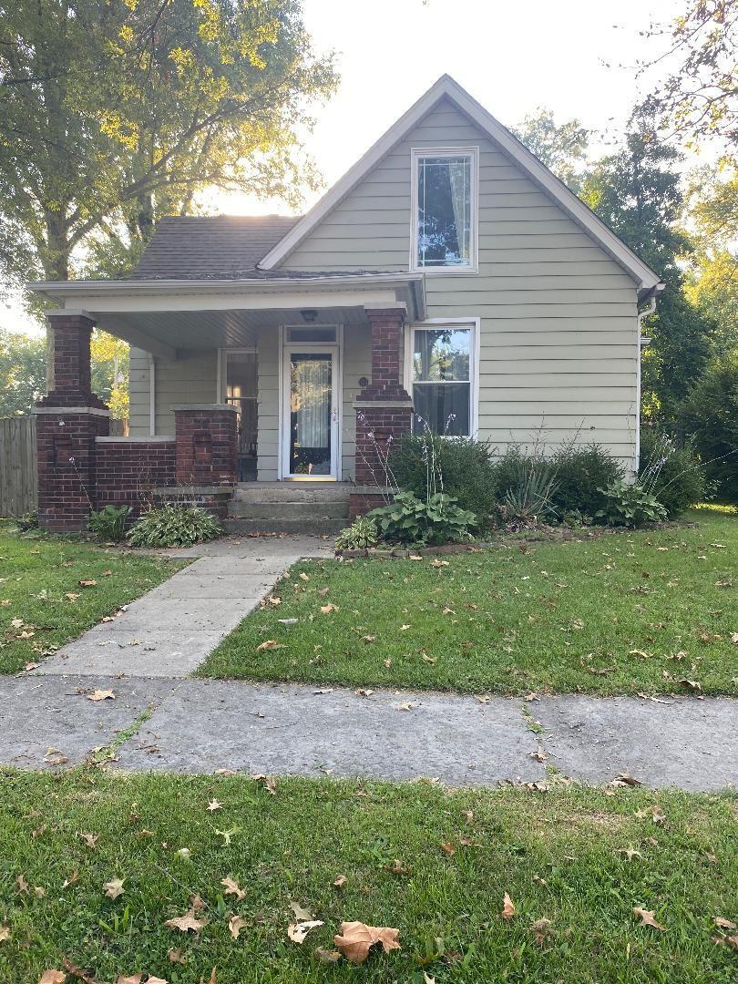 725 S Elm St., Centralia, IL 62801