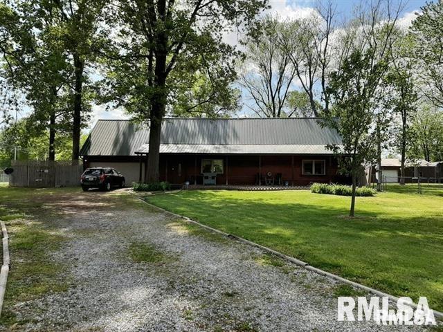 959 Latrobe Rd., West Frankfort, IL 62896