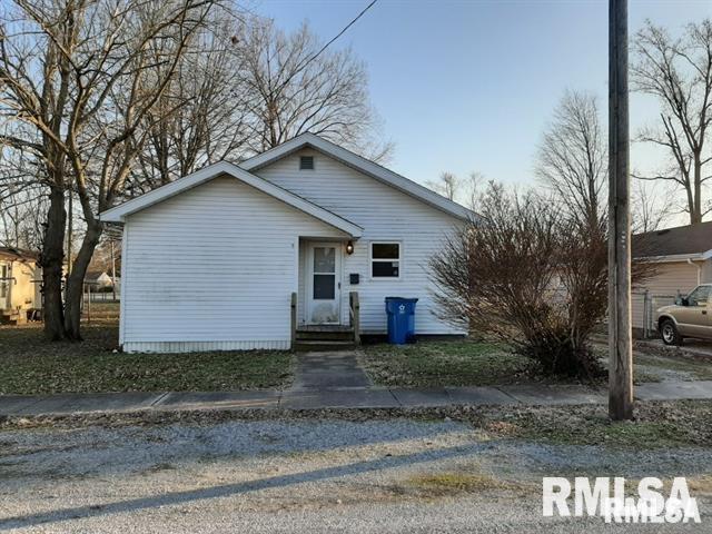 504 W Ray Ave., Christopher, IL 62822