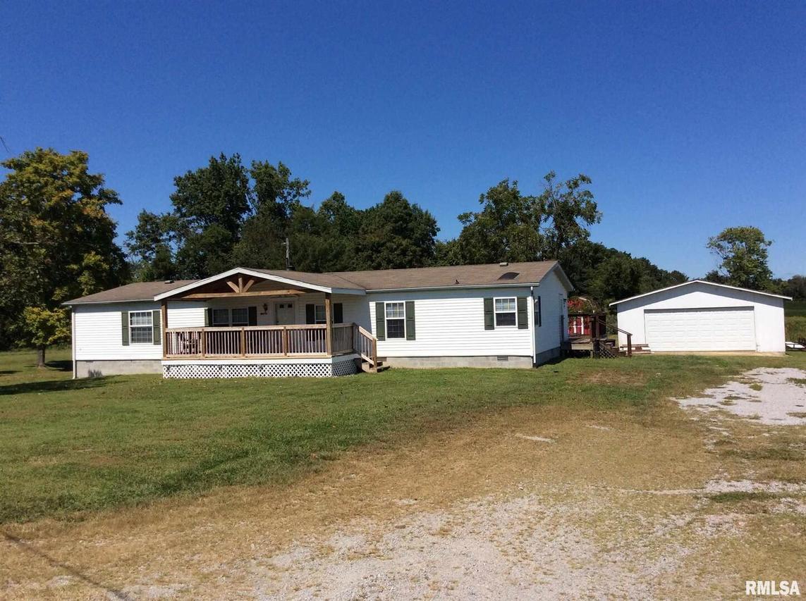 5511 Walnut Hill Rd., Dix, IL 62830