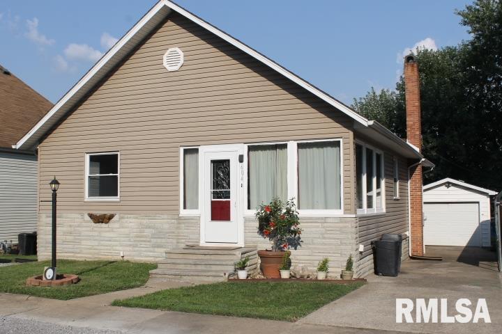 604 S 18th St., Herrin, IL 62948