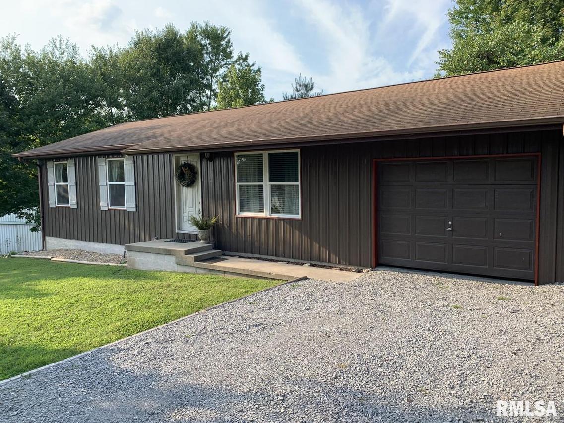 106 Virginia Dr., Jonesboro, IL