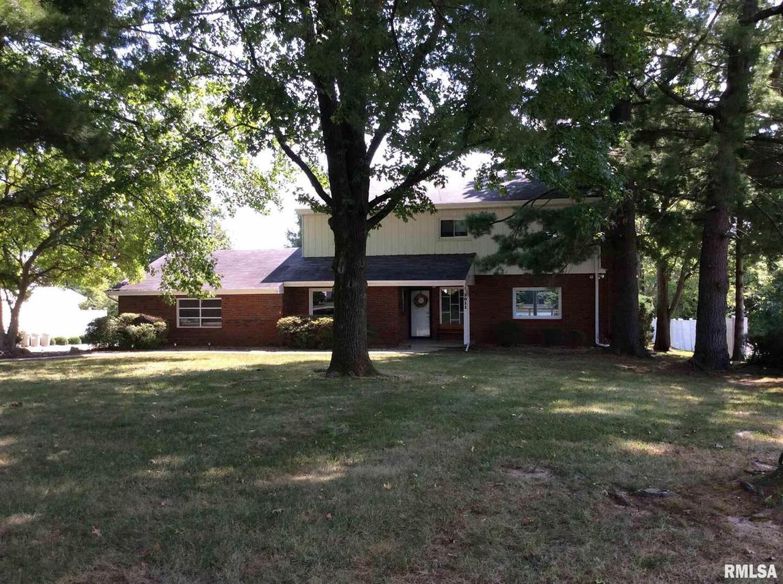 2011 Lake St., Mt Vernon, IL 62864