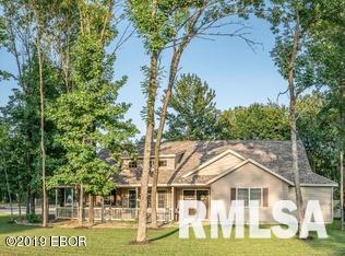 403 Noah Ln., Carterville, IL 62918