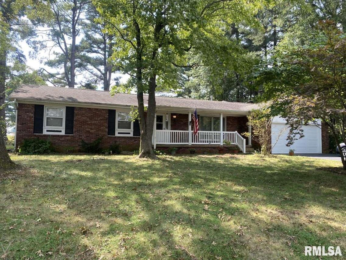 69 Fairway Vista Rd., Murphysboro, IL 62966