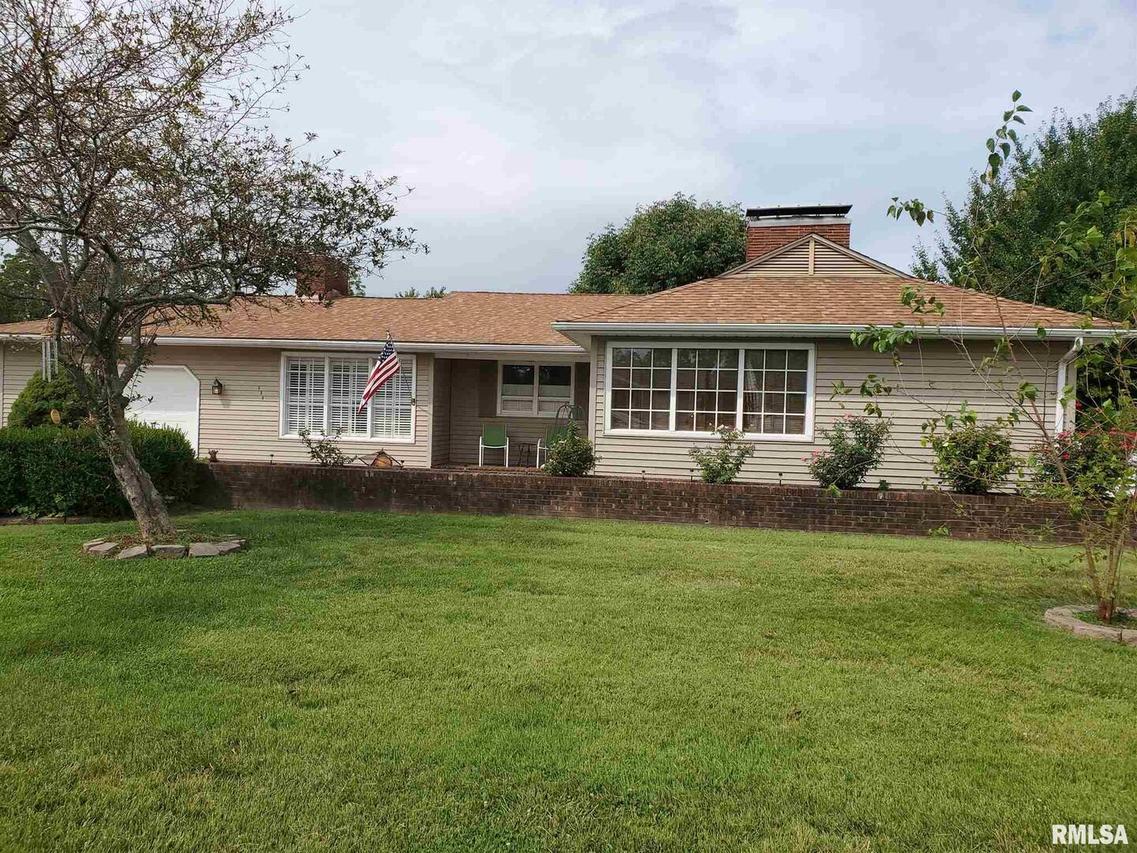 609 Solomon St., Chester, IL