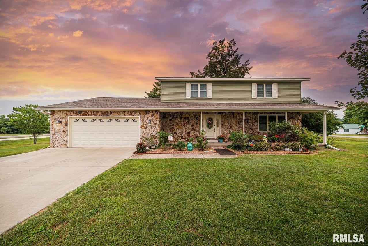 1411 Country Aire Dr., Carterville, IL 62918