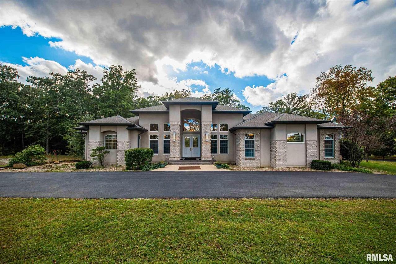 14344 N Two Mile Creek Ln., Mt Vernon, IL 62864