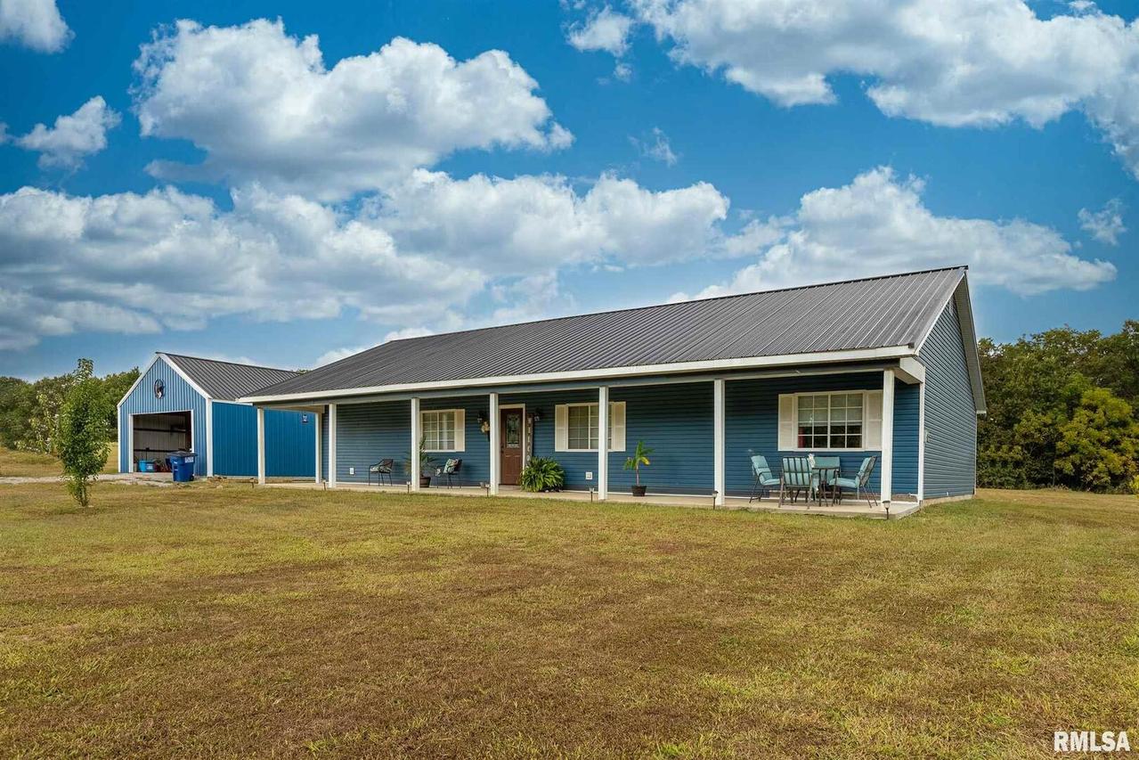 1601 Bates Rd., Ava, IL 62907