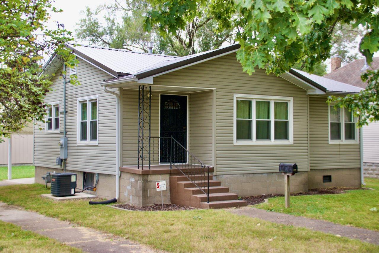 401 N 8th St., Herrin, IL 62948