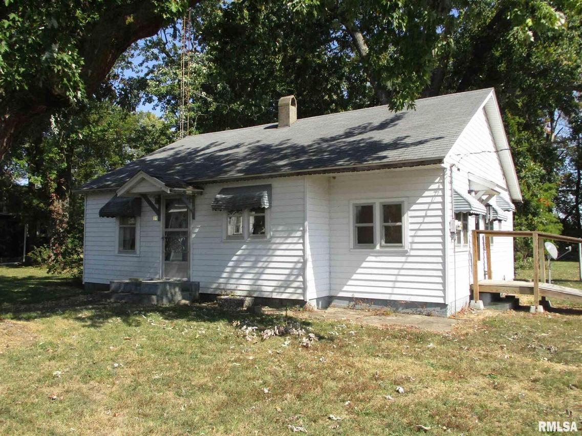 90 Hayse St., Bonnie, IL