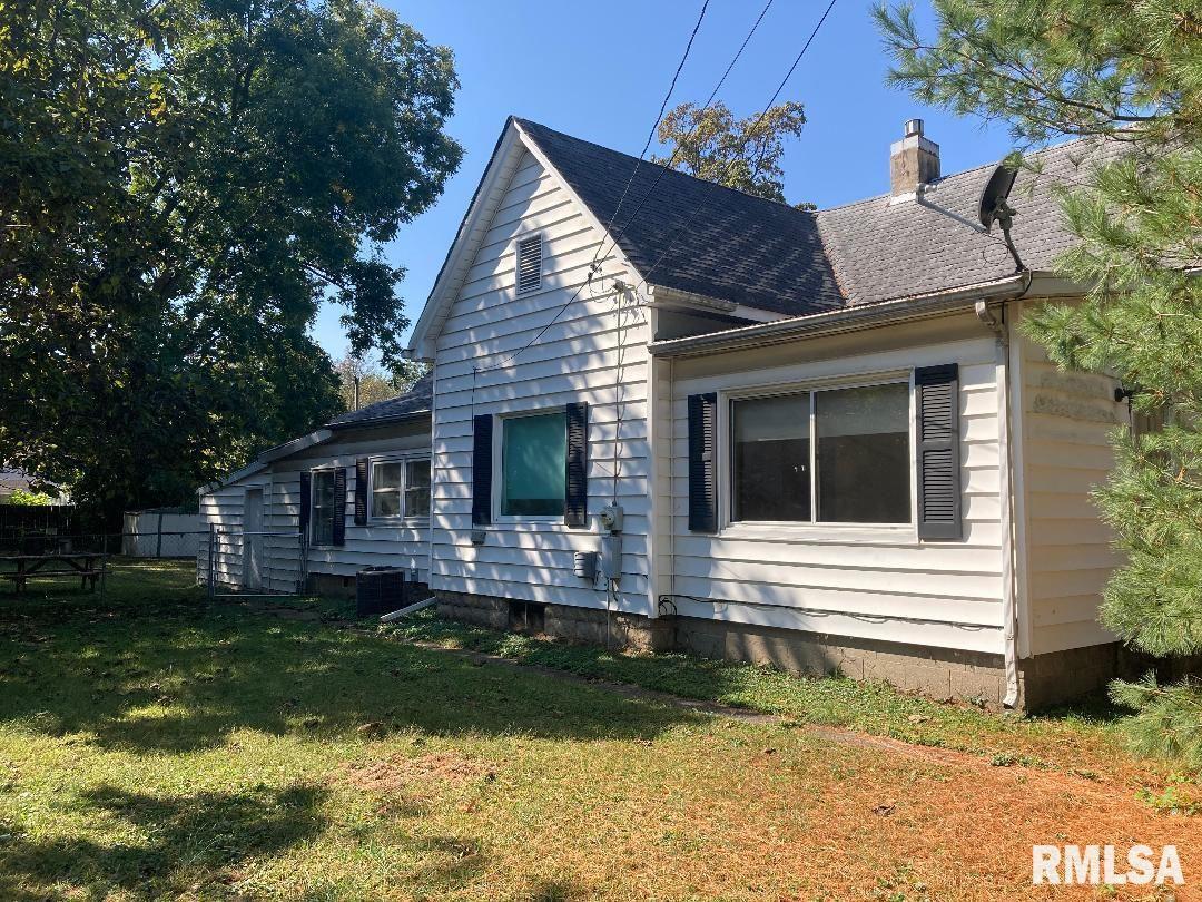 717 W Broadway Blvd., Johnston City, IL 62951