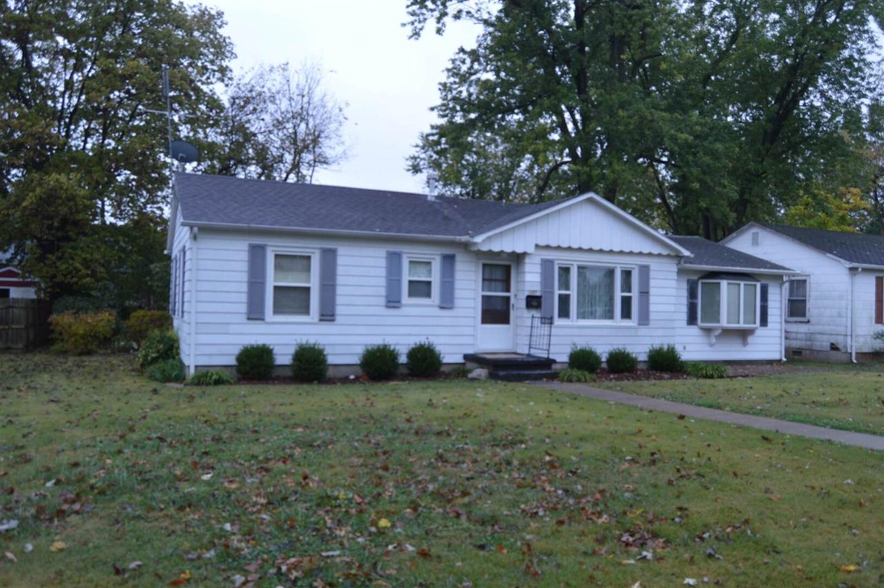 107 E Fair St., Carmi, IL 62821